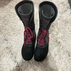 The North Face 8.5 Black Gray Pink Purple Lace Up Thermoball Utility Boots